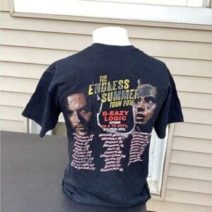 TROPICAL Y2K BOHO INDIE The endless summer men’s short sleeve size medium